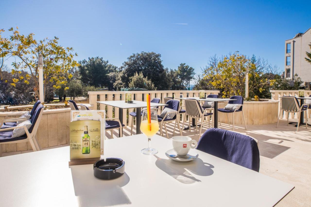 דרבניק Hotel Bella Vista מראה חיצוני תמונה