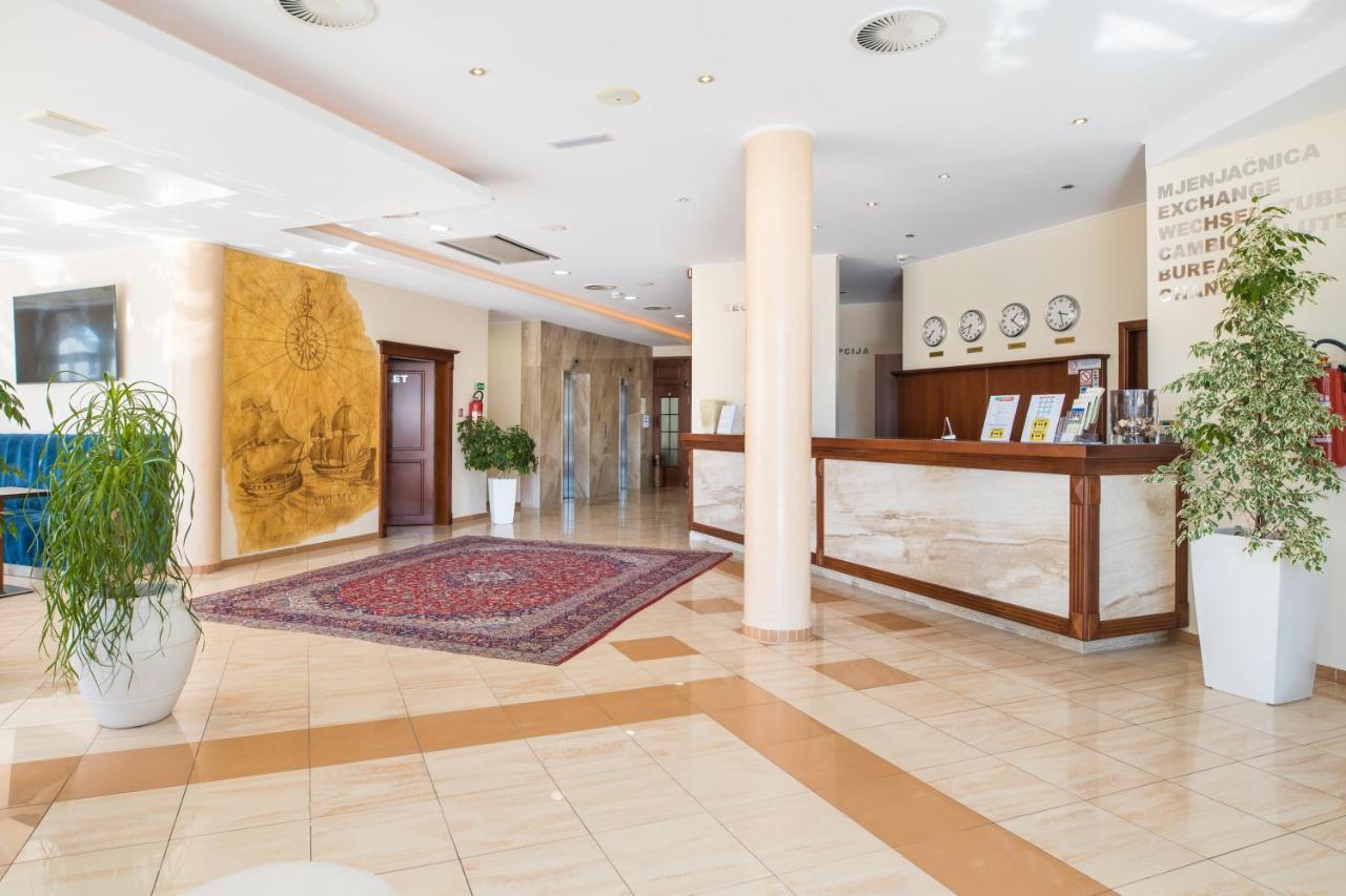 דרבניק Hotel Bella Vista מראה חיצוני תמונה