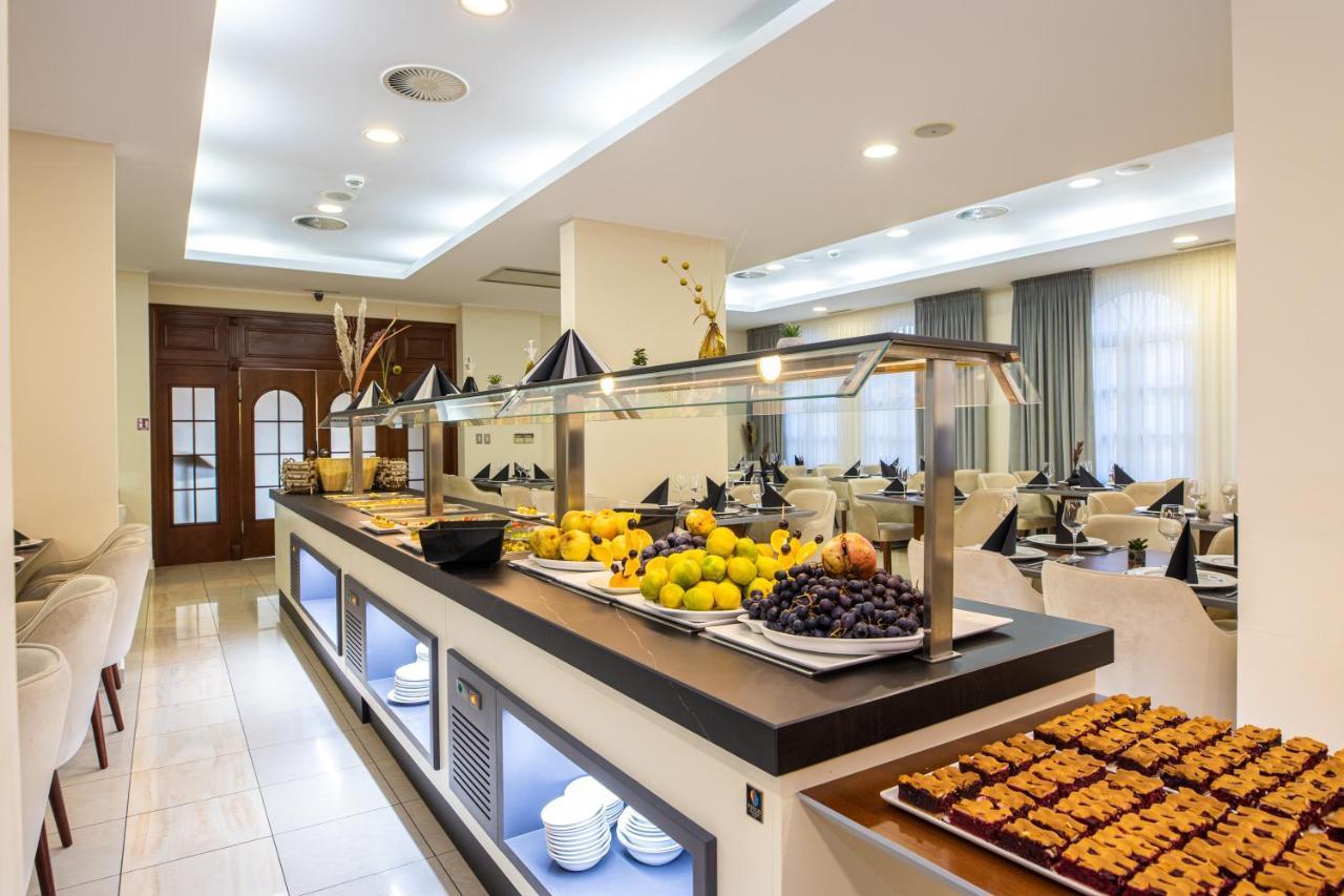 דרבניק Hotel Bella Vista מראה חיצוני תמונה
