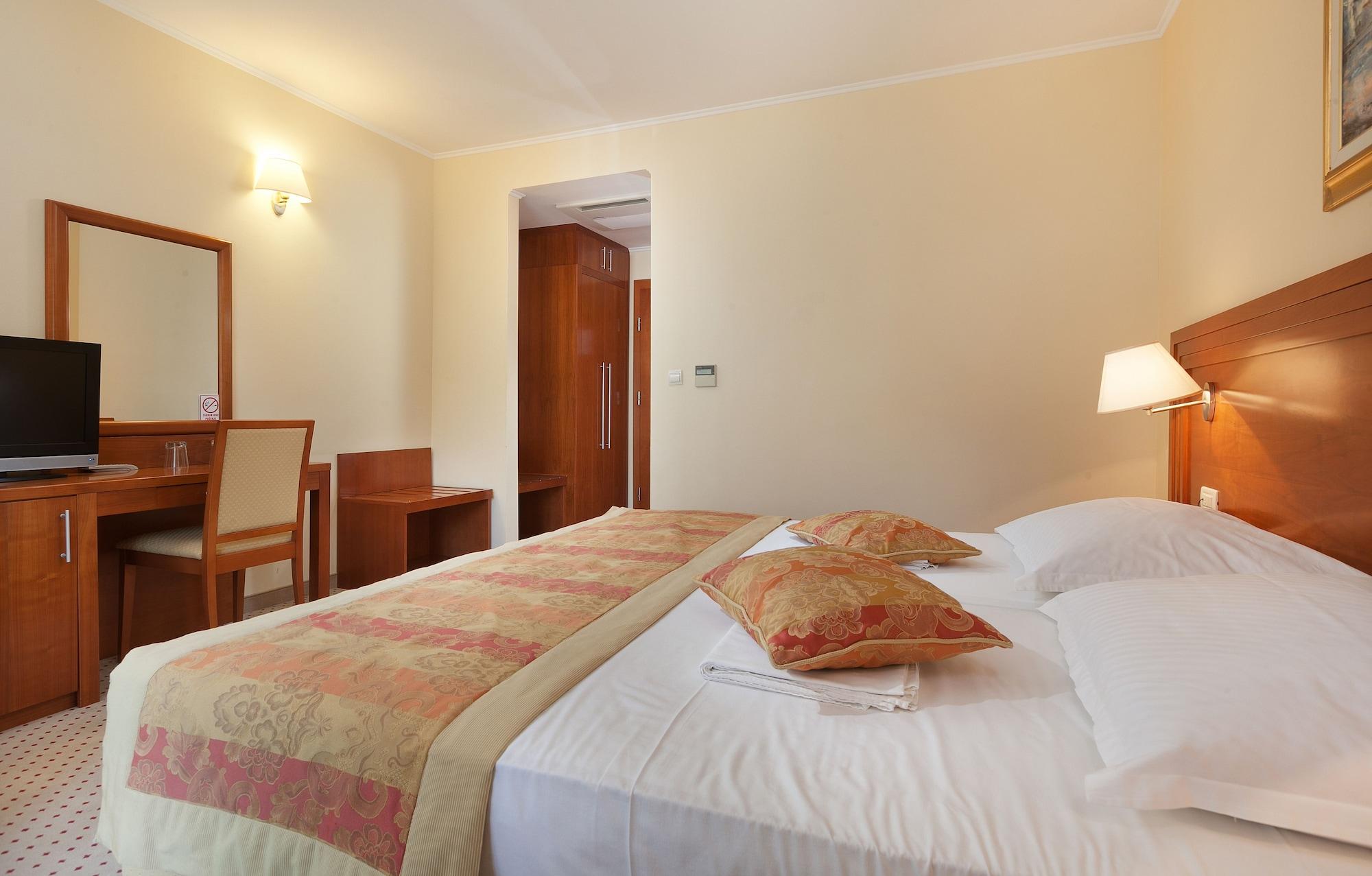 דרבניק Hotel Bella Vista מראה חיצוני תמונה