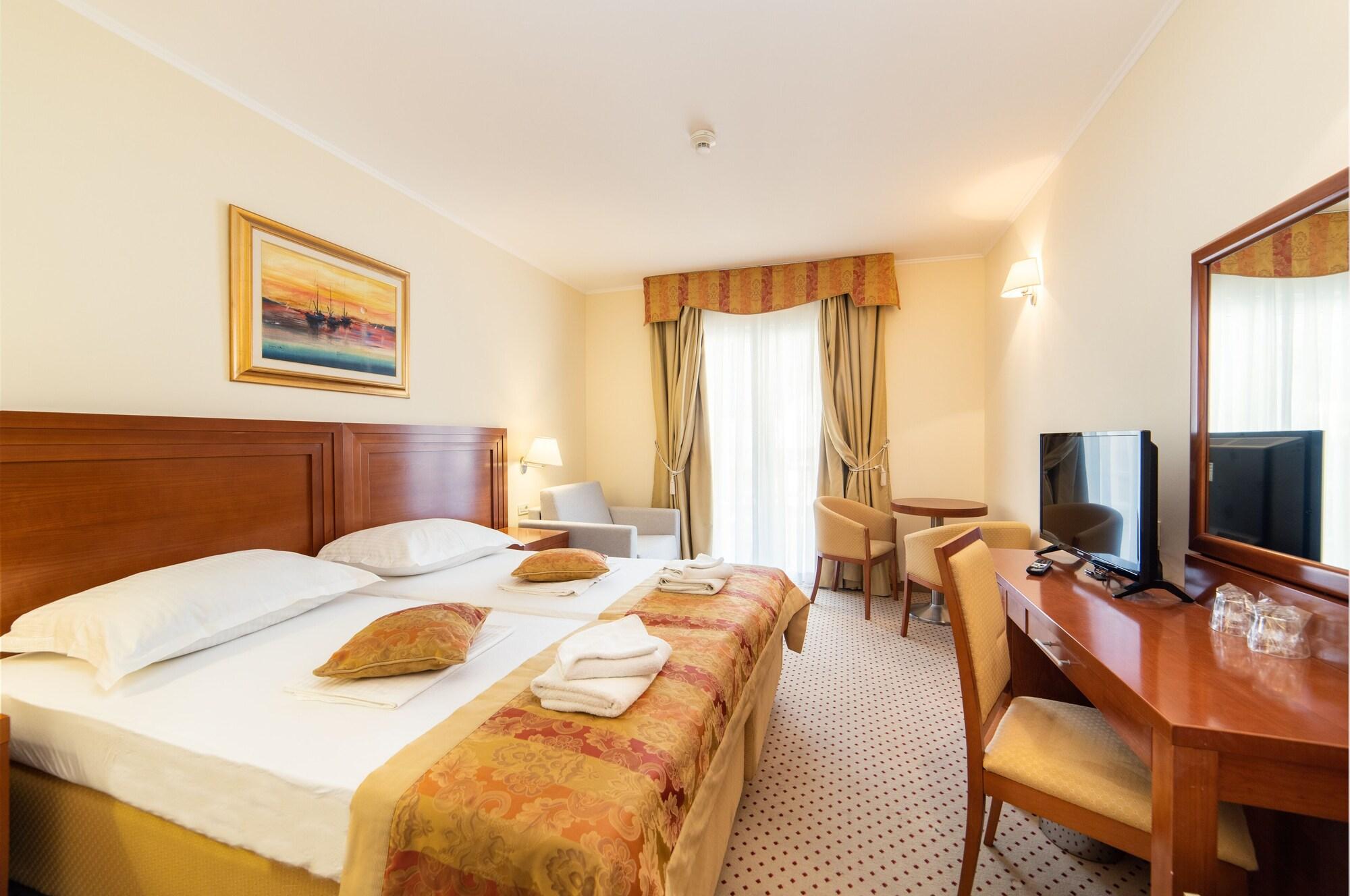 דרבניק Hotel Bella Vista מראה חיצוני תמונה