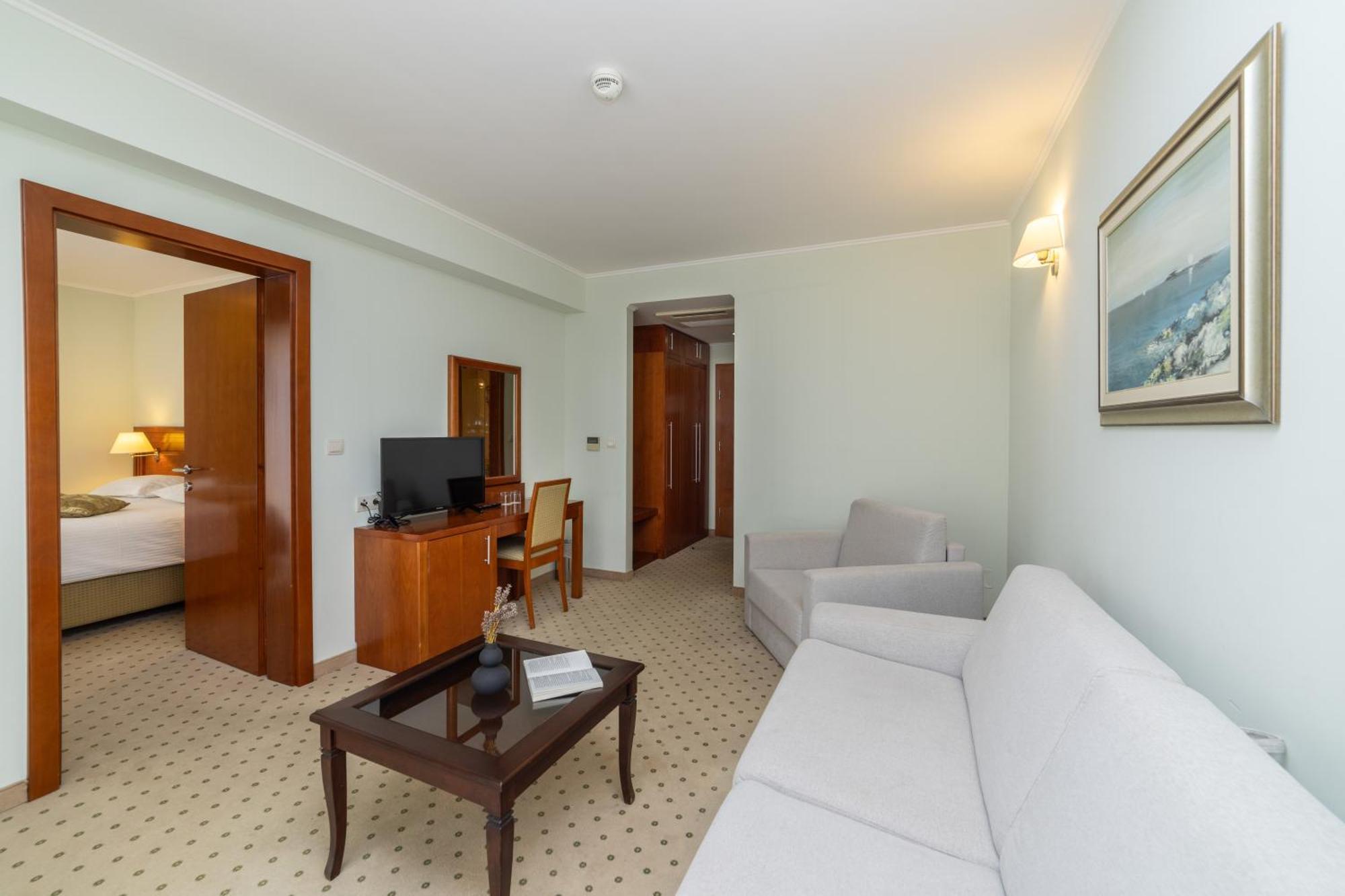 דרבניק Hotel Bella Vista מראה חיצוני תמונה