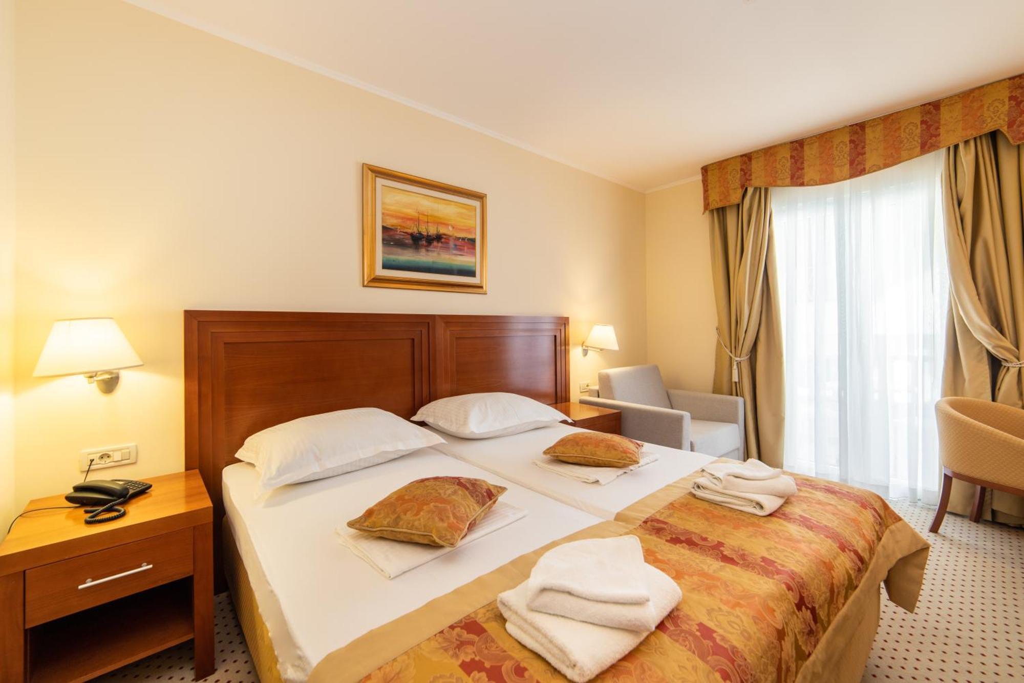 דרבניק Hotel Bella Vista מראה חיצוני תמונה
